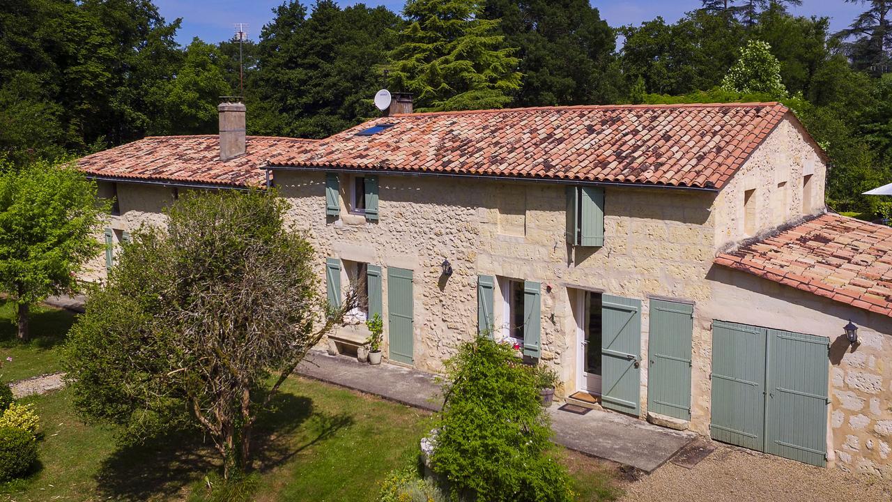 Gite La Maison De La Pimpine Lignan De Bordeaux Luaran gambar
